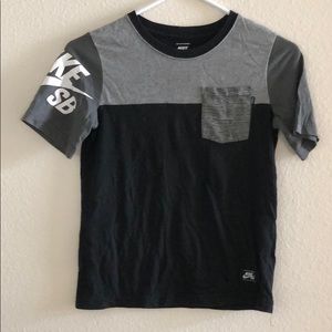 Boys Nike T-shirt